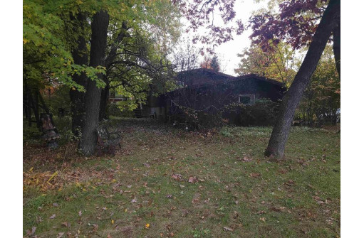 1635 4th Ave, Friendship, WI 53934