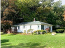 2913 W Memorial Dr, Janesville, WI 53548