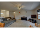 209 Genesis Dr, Evansville, WI 53536