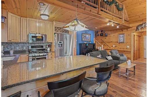 1391 Rapids Tr, Nekoosa, WI 54457