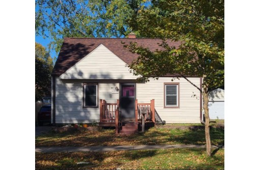 2618 Coolidge St, Madison, WI 53704