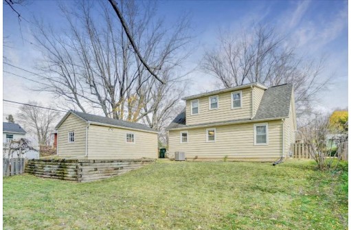 14 Glen Hwy, Madison, WI 53705