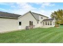 301 Carriage Dr, Cottage Grove, WI 53527