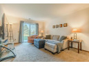 1012 Rockefeller Ln, Madison, WI 53704