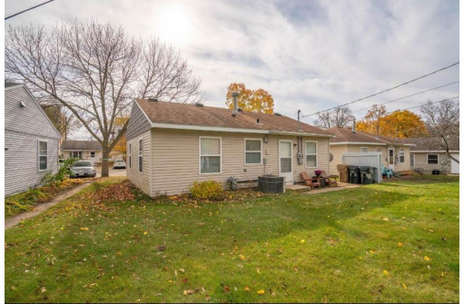 41 Craig Ave, Madison, WI 53705