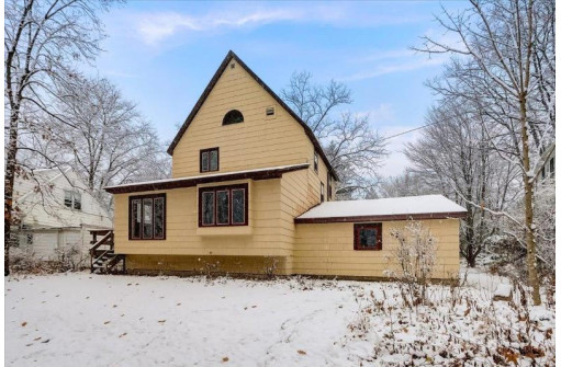 3605 Nakoma Rd, Madison, WI 53711