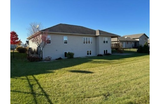 3469 Tennyson Dr, Janesville, WI 53548