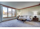 933 Crescent Cir, Sun Prairie, WI 53590