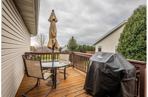 3193 Bookham Dr, Sun Prairie, WI 53590