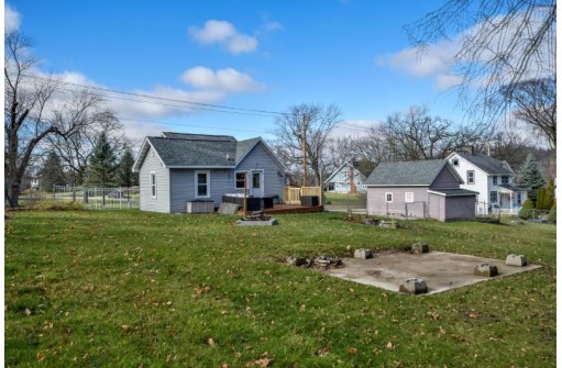 6304 Portage Rd, DeForest, WI 53532