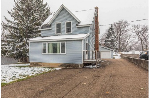 435 N Main St, Cottage Grove, WI 53527