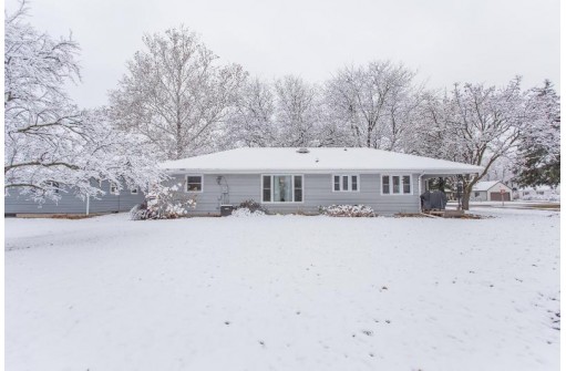 202 E 3rd Ave, Brodhead, WI 53520