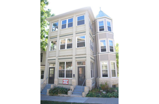 200-202 S Henry St, Madison, WI 53703