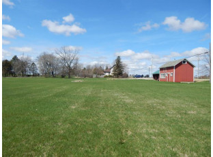 1773 County Road V Columbus, WI 53925