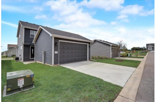 415 Crane Crossing, Waunakee, WI 53597