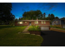 1008 Riverview Dr, Stoughton, WI 53589