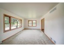 1008 Riverview Dr, Stoughton, WI 53589