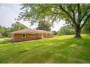 1008 Riverview Dr, Stoughton, WI 53589