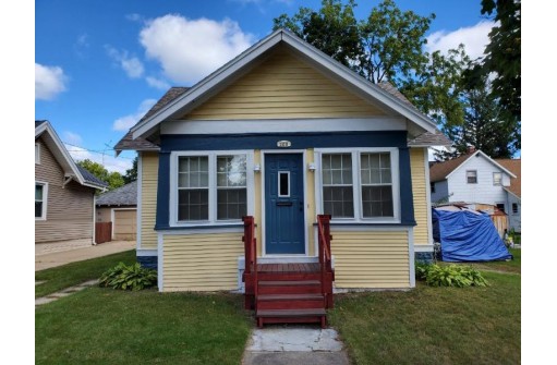 209 W Marion St, Portage, WI 53901