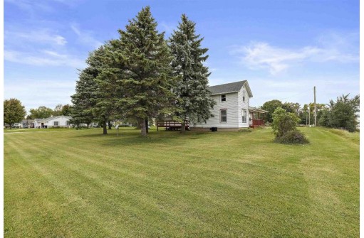 406 Rockshire Dr, Janesville, WI 53546