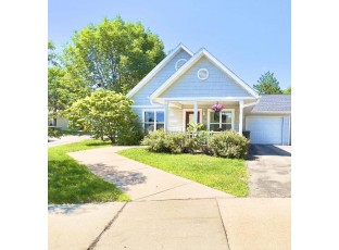 215 Larkspur Ct Sun Prairie, WI 53590