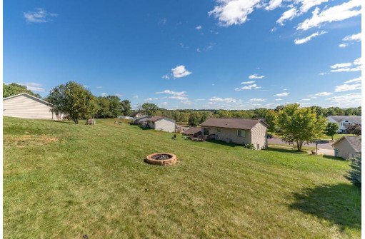 123 Kellie Marie Ct, Reedsburg, WI 53959