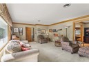 1006 Shasta Dr, Madison, WI 53704