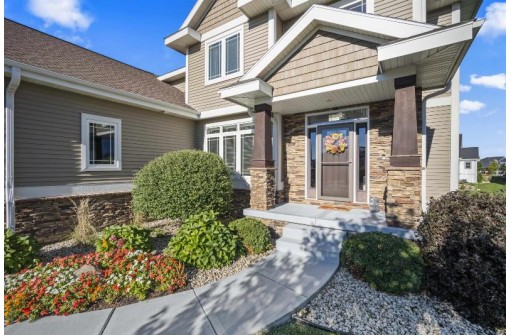 2408 Genevieve Way, Waunakee, WI 53597