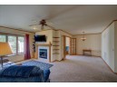 646 Meadowbrook Ct, Marshall, WI 53559