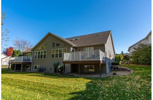 804 Mcclellan Dr, Madison, WI 53718