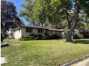 52 Rickel Rd, Sun Prairie, WI 53590