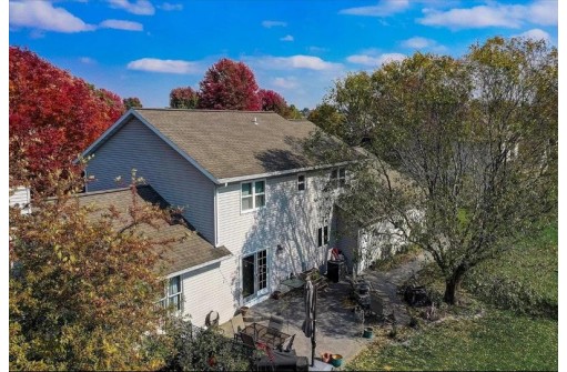 614 Worthington Way, Waunakee, WI 53597