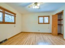 5198 Greenfield Park Rd, Fitchburg, WI 53711