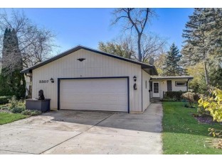 5507 Maywood Rd Monona, WI 53716