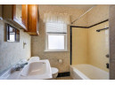 3713 Ross St, Madison, WI 53705