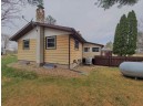 N6640 Meadowview Dr, Pardeeville, WI 53954