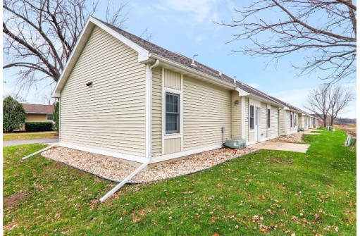 1111 W Warner St, Black Earth, WI 53515