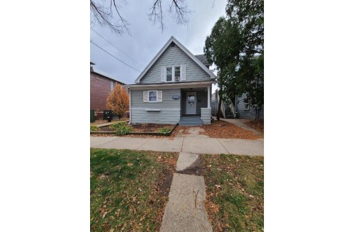 927 Drake St, Madison, WI 53715