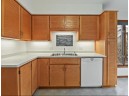 5821 Woodcreek Ln, Middleton, WI 53562