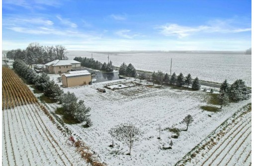 2829 Clover Ln, Sun Prairie, WI 53590