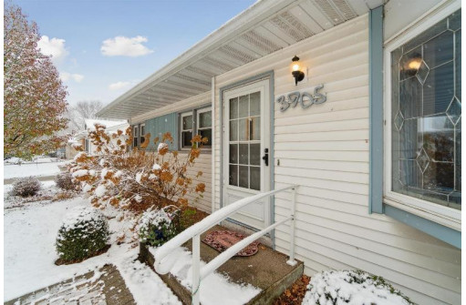 3905 Sycamore Ave, Madison, WI 53714