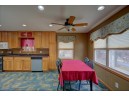 1732 W Lois Ln, Edgerton, WI 53534