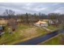 1732 W Lois Ln, Edgerton, WI 53534