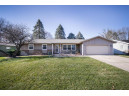 1513 St George Ln, Janesville, WI 53545