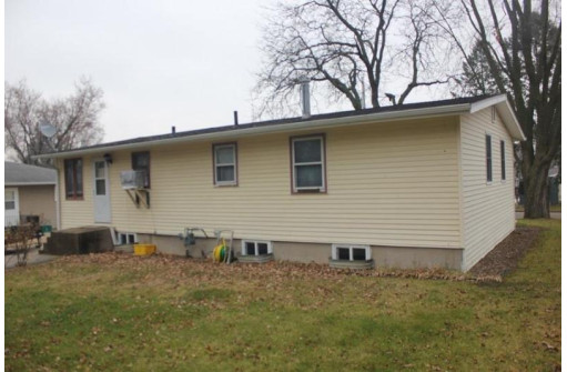 520 Jefferson St, Platteville, WI 53818