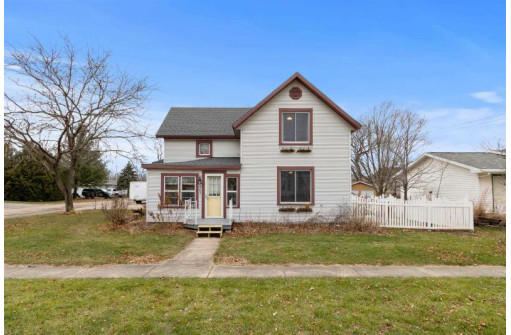 505 N Franklin St, Poynette, WI 53955