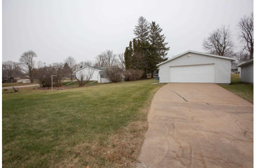 250 Jewett St, Platteville, WI 53818