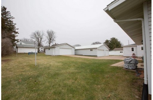 250 Jewett St, Platteville, WI 53818