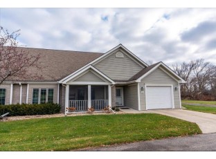 113 Waverly Dr Cambridge, WI 53523