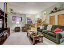 1355 Pinnacle Cir, Sun Prairie, WI 53590